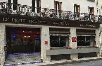 Aparthotel Le Petit Train Bagnères-de-Luchon Hotel
